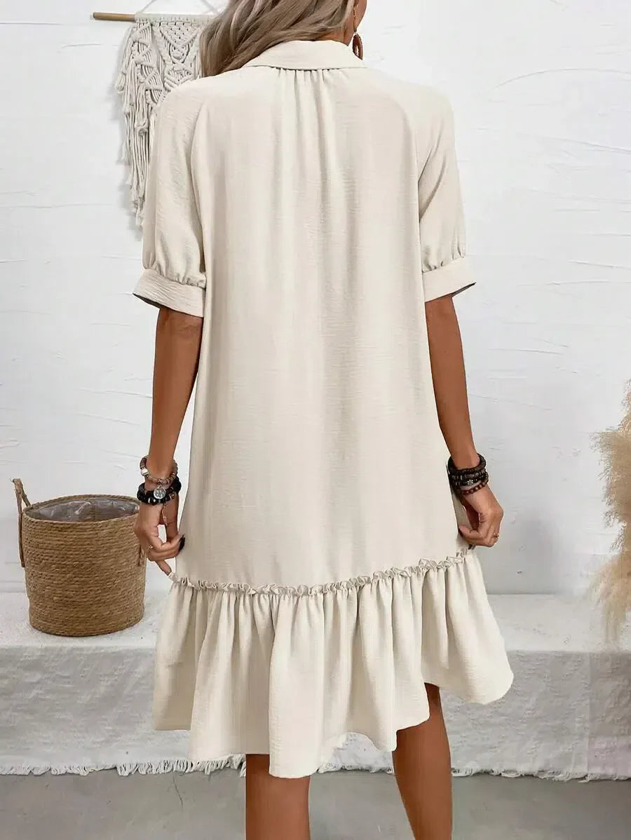 ZULEIKA | KNOPFLEISTEN-KLEID MIT VOLANTSAUM